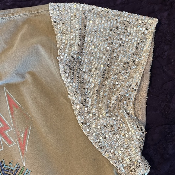 Def Leppard Hysteria tour 1988 vintage style short sleeved shirt, new with tags - Picture 3 of 8